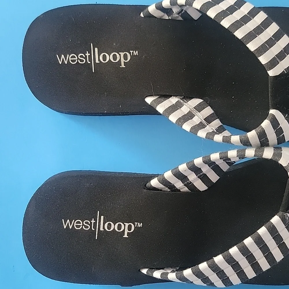 West Loop Black and White Women's Flip Flops 6 - Picture 5 of 13